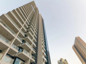 Luton Vacation Homes Continental Tower