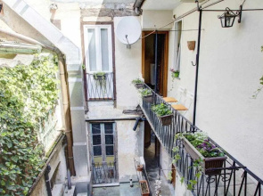 LA PERLA piccolo appartamento in piazza