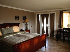 Bella Monte Hot Springs Resort
