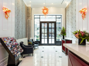 Broadway Plaza Hotel