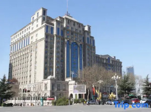 Hailian Water World Hotel (Sanmenxia Wanda Plaza)