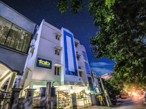 Fabhotel Aditya Yatri Nivas
