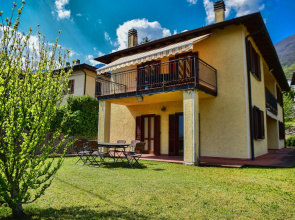 Casa Letizia - IBR in Gera Lario