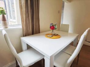 Kenrick Street Great house available for guests and contractors Parking and Wifi