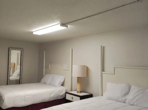 Super Inn Motel