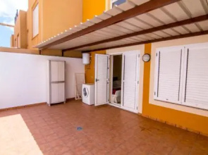 Airport Apartment - Yesenia