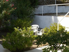 Spiros Apartments