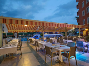 Villa Moonflower Apart Hotel