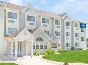 Microtel Inn & Suites by Wyndham Green Bay