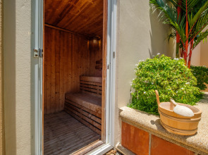 Diamond Cliff Resort & Spa, Patong Beach