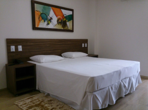 Mac Hotel