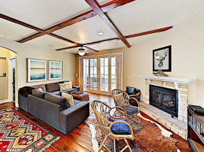 135 Street Steamboat Condo - 2 Br condo by RedAwning