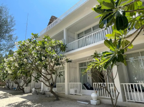 Nana Bungalows