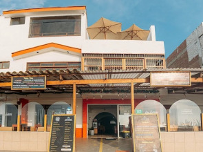 Los Esteros Hostal