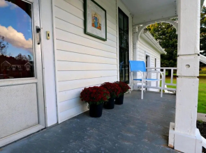 The Francis Rose House 3 Bedroom Home by Redawning