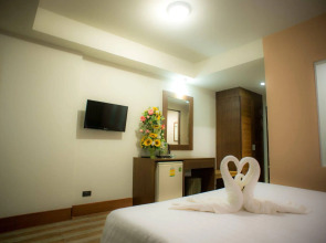 Collection O JA Siam City