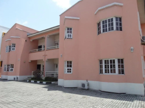 Candida's Place Apartments