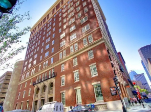 Clarendon Residences LLC