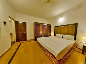 6bhk Villa With Private Pool and Fountain