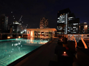 Отель The Bless Hotel and Residence