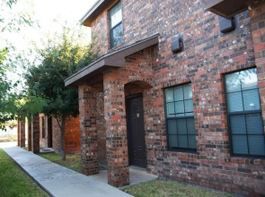 3BD 2BT Town Suite Minutes Away Medical Center