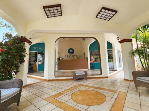 Buena Vista Oceanfront & Hot Springs Resort