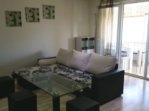 Apartment "sunny" Near the Center and Beach