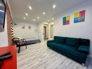 Apartaments Arenda 72 on st. Republic, 158