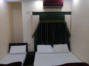 Madhav Farmhouse