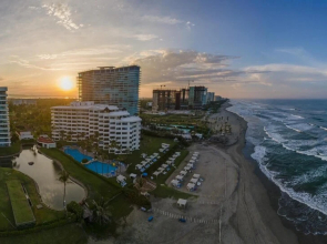 Torre 1 - Mayan Islands