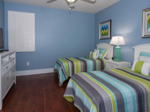 Waterfront Condo With Large Balcony - Unit Crc0709