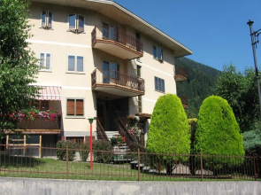 Lander Residence