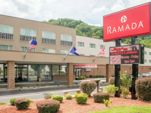 Ramada Paintsville Hotel & Conference Center