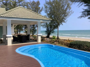 Seapine Beach Golf and Resort Hua Hin