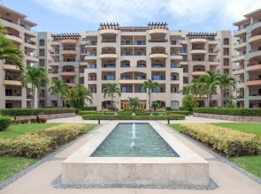 Condo Estancia By Trvl2Hm