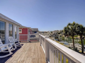 Ocean Isle Beach Home w/ Canal Views!