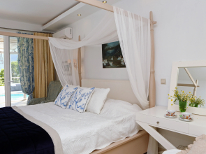 Mare Monte Small Boutique Hotel