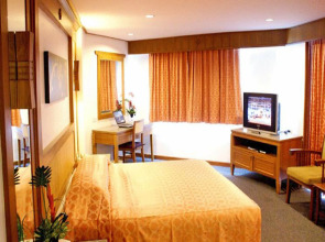 Royal Twins Palace Hotel