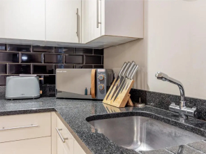 Beautiful One Bedroom Apartment - St Johns