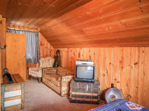 Canyon Log Retreat 1297 by RedAwning