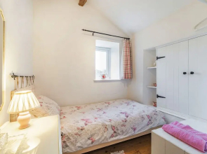 Pye Hall Cottage