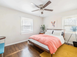 Southern Charm l 5BR l Sleeps 14 l A  Location