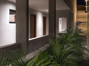 Great Located Private Villa W/amazing Rooftop Pool