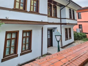 Mi̇das Konak Otel