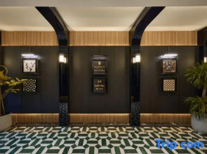 Blackstone S designer hotel (Ningbo Beilun Yintai City branch)