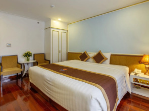Huong Sen Annex Hotel
