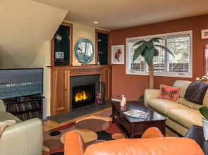 3743 Pelican Peaks