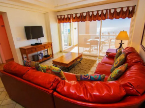 Delphin 504 - 2 Br Condo