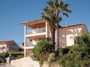 Beautiful Home in Supetarska Draga With Sauna, Wifi and 4 Bedrooms