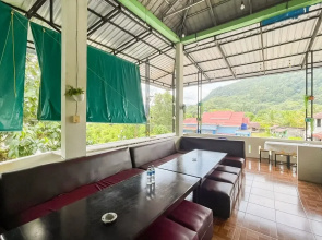 RedDoorz Syariah @ Jalan RJ Junjungan Lubis Pandan